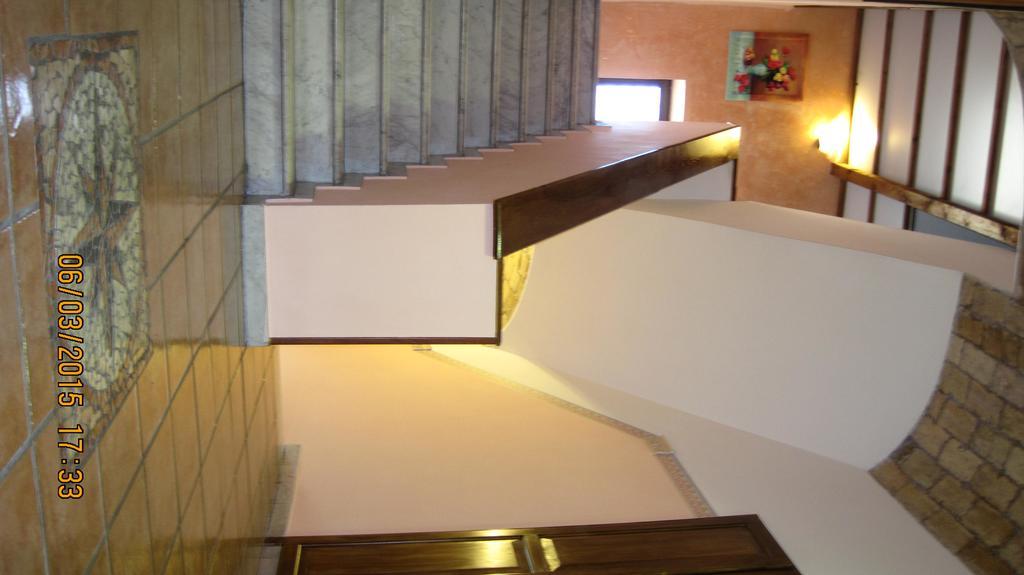 L'Incanto Guesthouse Rome Bagian luar foto