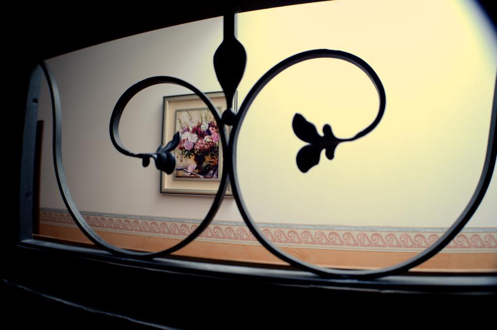 L'Incanto Guesthouse Rome Bagian luar foto