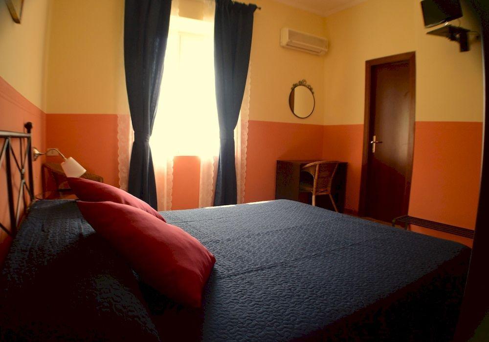 L'Incanto Guesthouse Rome Bagian luar foto